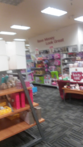 Clothing Store «Burlington Coat Factory», reviews and photos, 833 Lancaster Dr NE, Salem, OR 97301, USA