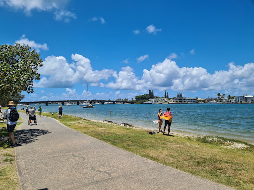 Paradise Point Parklands, The Esplanade, Paradise Point QLD 4216