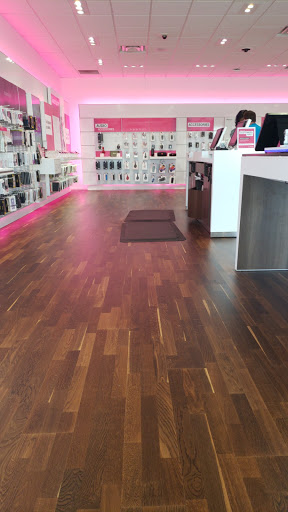 Cell Phone Store «T-Mobile», reviews and photos, 865 Thornton Rd, Lithia Springs, GA 30122, USA