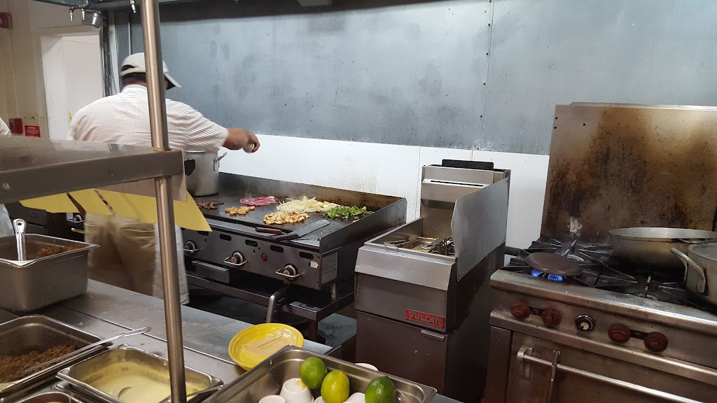 5 de Mayo Mexican Grill 31520