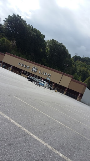 Grocery Store «Food Lion», reviews and photos, 1 New Clyde Hwy, Canton, NC 28716, USA