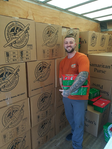 Moving Company «College Hunks Hauling Junk and Moving», reviews and photos, 3084 Terrace Ave, Naples, FL 34104, USA