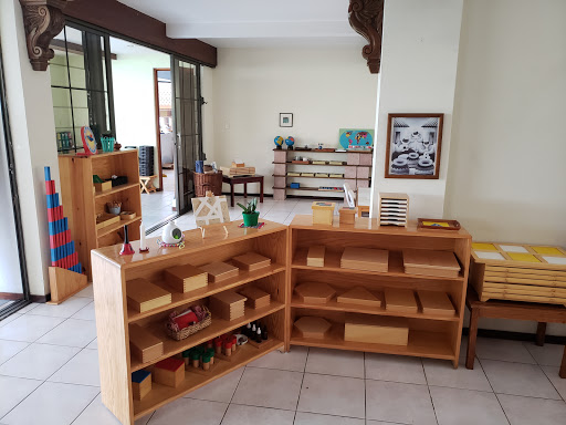 Acton Academy & Montessori El Salvador