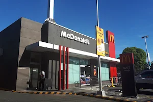 McDonald's C Raymundo image