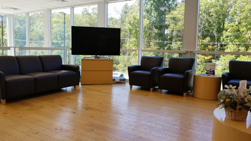 Car Dealer «Bill Gray Volvo Cars», reviews and photos, 2897 Washington Rd, McMurray, PA 15317, USA