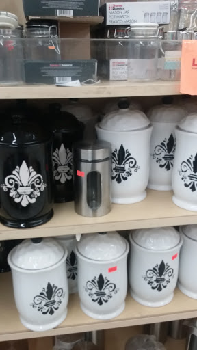 Department Store «Liberty Department Stores II», reviews and photos, 54-30 Myrtle Ave, Ridgewood, NY 11385, USA