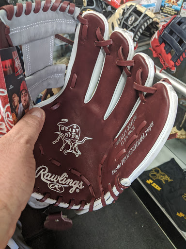 Sporting Goods Store «All American Sports Shop», reviews and photos, 20120 Saticoy St, Winnetka, CA 91306, USA