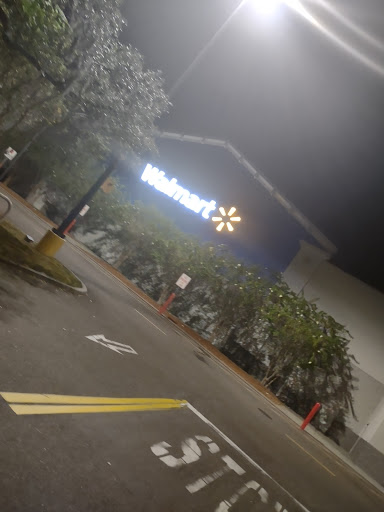 Department Store «Walmart Supercenter», reviews and photos, 508 10th St E, Palmetto, FL 34221, USA