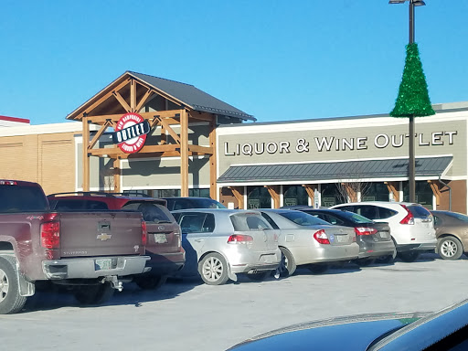 State Liquor Store «NH Liquor & Wine Outlet», reviews and photos, 34 Nashua Rd, Londonderry, NH 03053, USA