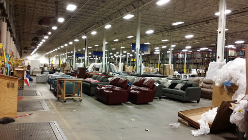 Furniture Store «Raymour & Flanigan Furniture Distribution Warehouse», reviews and photos, 61 Chapel Rd, Manchester, CT 06042, USA