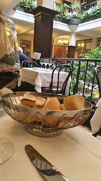 Plats et boissons du Restaurant français Le Café du Commerce à Paris - n°3