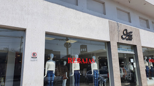 Tiendas de ropa montaña en Asunción