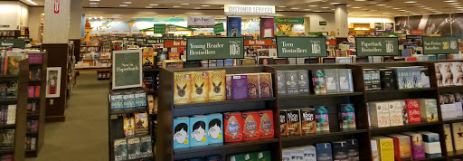 Book Store «Barnes & Noble», reviews and photos, 18025 Garden Way NE, Woodinville, WA 98072, USA