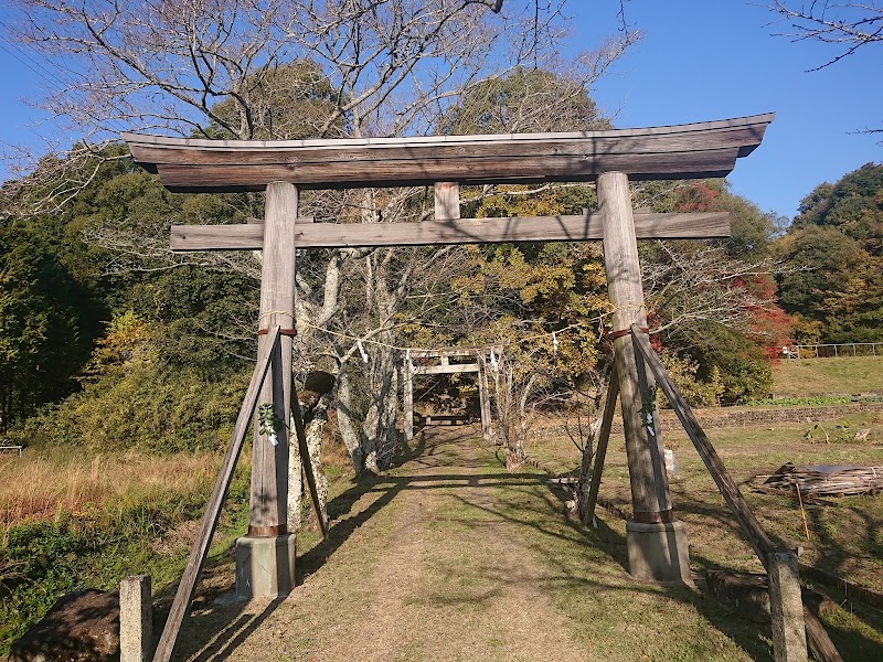 八幡神社(久々利)