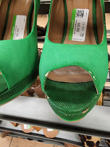 Thrift Store «Goodwill», reviews and photos