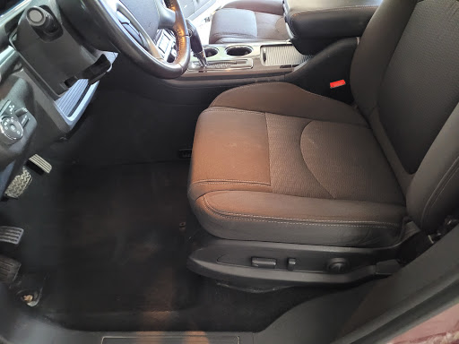 Car Detailing Service «A and A Auto Detailing», reviews and photos, 1018 SW Ankeny Rd, Ankeny, IA 50023, USA