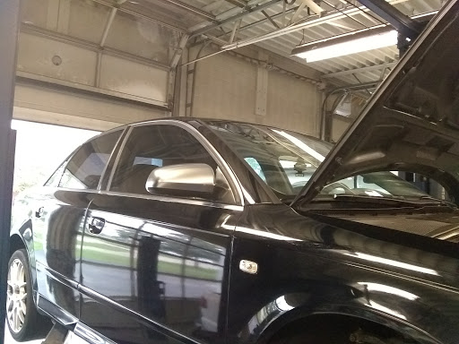 Auto Repair Shop «Tuffy Auto Service Center», reviews and photos, 9401 Fields Ertel Rd, Cincinnati, OH 45249, USA