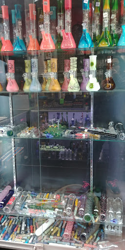 Tobacco Shop «Wise Guys Smoke Shop», reviews and photos, 746 Elmgrove Rd, Rochester, NY 14606, USA
