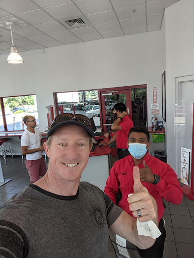 Tire Shop «Discount Tire Store - Longmont, CO», reviews and photos, 379 S Hover Rd, Longmont, CO 80501, USA