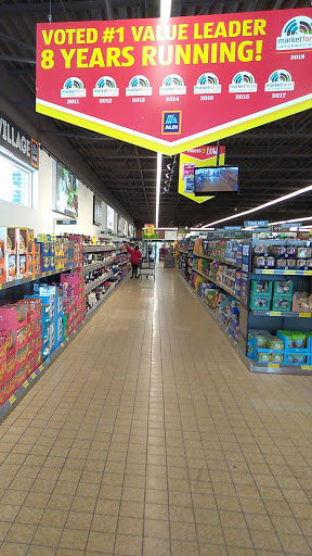 Supermarket «ALDI», reviews and photos, 5216 Detroit Ave, Elyria, OH 44035, USA