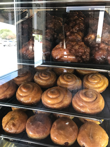 Coffee Shop «Yum Yum Donuts», reviews and photos, 23342 Lyons Ave, Newhall, CA 91321, USA