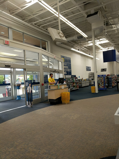 Electronics Store «Best Buy», reviews and photos, 6000 E Lake Sammamish Pkwy SE, Issaquah, WA 98029, USA