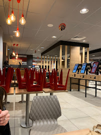 Atmosphère du Restaurant KFC Grenoble Echirolles - n°4