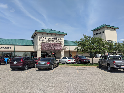 Outlet Mall «The Outlet Shoppes At Fremont», reviews and photos, 6245 N Old 27, Fremont, IN 46737, USA