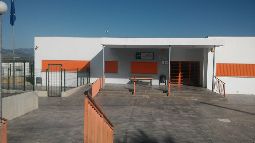 Colegio Público Rural Campo Del Rey en Almontaras