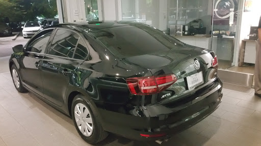 Volkswagen Dealer «San Tan Volkswagen», reviews and photos, 1489 E Motorplex Loop, Gilbert, AZ 85297, USA