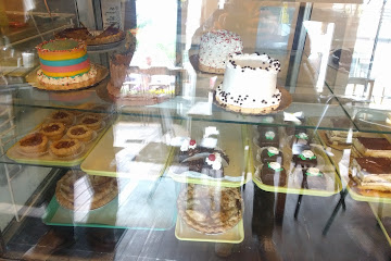 Fiore's Bakery