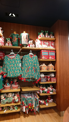 Toy Store «Disney Store», reviews and photos, 4400 Sharon Rd, Charlotte, NC 28211, USA