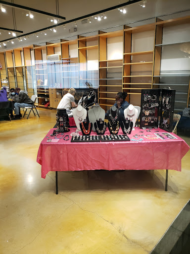 Shopping Mall «Stony Point Fashion Park», reviews and photos, 9200 Stony Point Pkwy, Richmond, VA 23235, USA