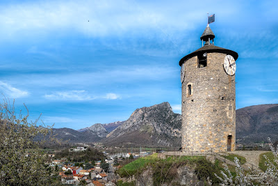 Tour du Castella à Tarascon-sur-Ariège