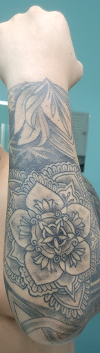 Explore tattoo name ideas on arm, creative tattoo ideas in Schaumburg, available at Urban Rebels Ink