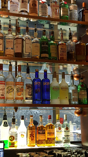 Restaurant «The Cheesecake Factory», reviews and photos, 1 Maple Ave, White Plains, NY 10601, USA