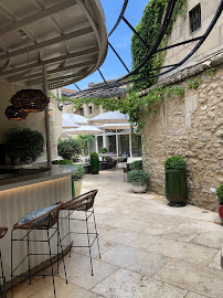 Atmosphère du Restaurant français Bistrot Des Alpilles à Saint-Rémy-de-Provence - n°13