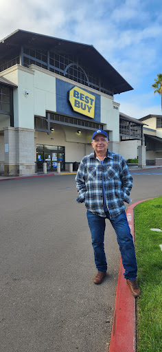 Best Buy image