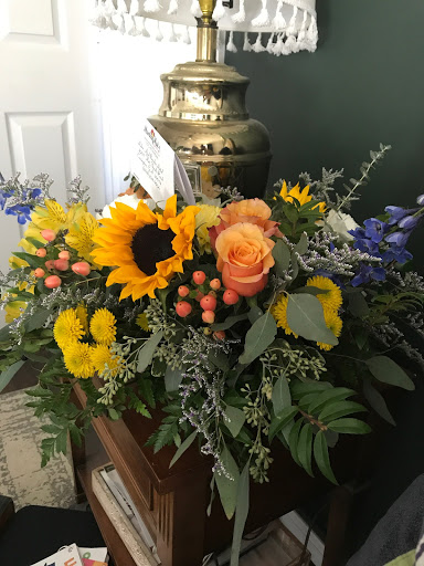 Florist «Stockbridge Florist & Gifts», reviews and photos, 118 N Berry St, Stockbridge, GA 30281, USA