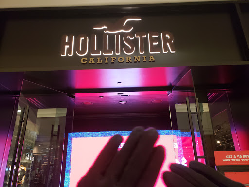 Clothing Store «Hollister Co.», reviews and photos, 321 Sun Valley Mall, Concord, CA 94520, USA