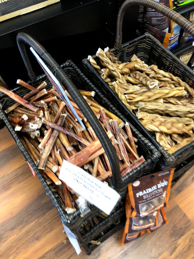 Pet Store «Pet Valu», reviews and photos, 1061 W Main St #12, Branford, CT 06405, USA