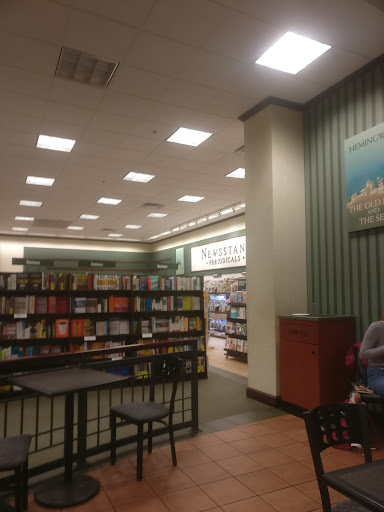 Book Store «Barnes & Noble», reviews and photos, 20 Hatton Pl, Hilton Head Island, SC 29926, USA