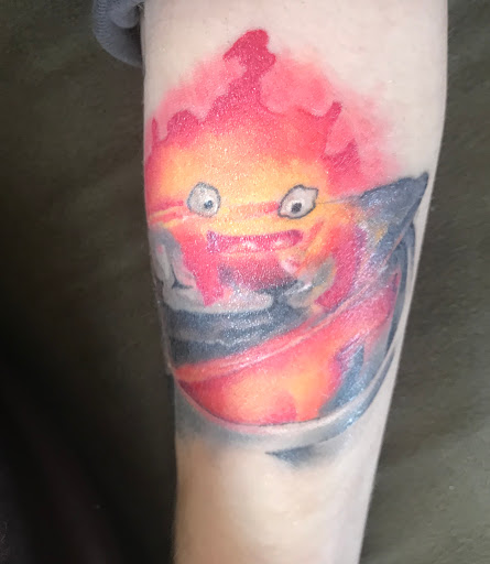 Explore unique knee tattoo ideas, creative tattoo ideas in Plantsville, available at Studio Think Tattoo