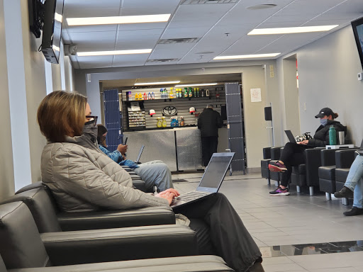 Car Dealer «Butler Toyota», reviews and photos, 9419 N Aronson Rd, Indianapolis, IN 46240, USA