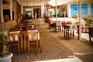 Ahenkli Kafe & Bistro image