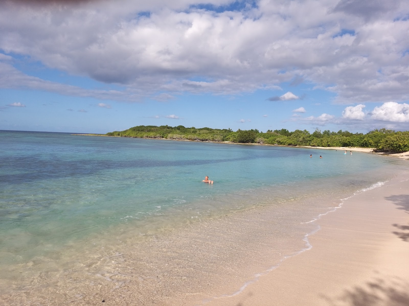 Plage d'Antigues的照片 具有非常干净级别的清洁度