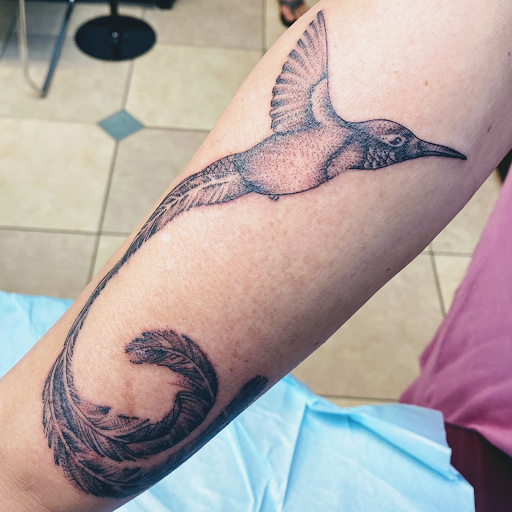 Tattoo Shop «Dark Horse Tattoos», reviews and photos, 395 Garrisonville Rd #103, Stafford, VA 22554, USA