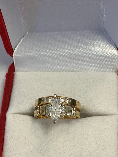 Jewelry Buyer «Lucky 7 Gold & CONSIGNMENT», reviews and photos, 1425 Bayshore Rd, Villas, NJ 08251, USA