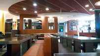 Atmosphère du Restauration rapide McDonald's à Dammarie-les-Lys - n°9