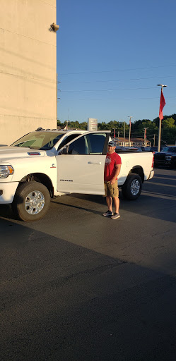 Dodge Dealer «Locklear Chrysler Jeep Dodge RAM, LLC», reviews and photos, 550 Skyland Blvd E, Tuscaloosa, AL 35405, USA